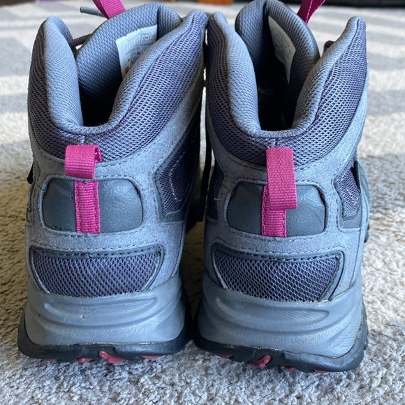 North Face Women’s Hiking boots 8.5 - Picture 5 of 11